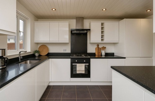 Livingston House | Edinburgh Gateway- Spacious 3 bed house @ Livingston center