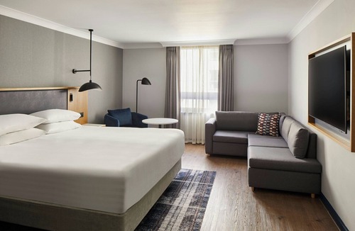 Old Town Hotel | Edinburgh Marriott Hotel Holyrood