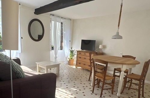 Cramant Apartment | Edith Piaf- Cramant