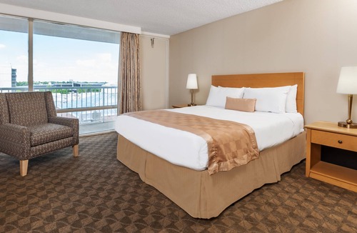 North Central Edmonton Hotel | Edmonton Inn and Conference Centre