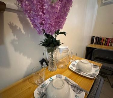 Highway Hills Apartment | Edsa Deca Homes Mandaluyong