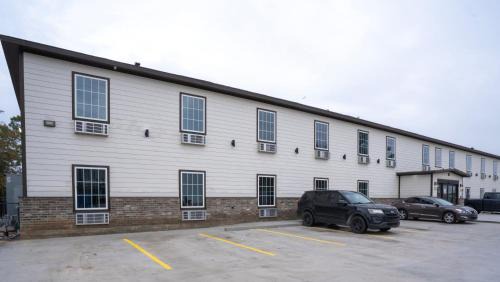 Sulphur Hotel | Efficiency De Luxe Sulphur Near Lake Charles I 10