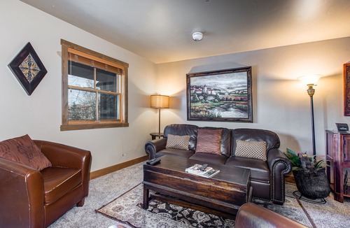 North Park City Condo | Efficient Getaway Near the Slopes & Town W/ Shared Hot Tub, Free WiFi & More