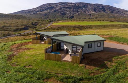 Laugarvatn House | Efsti-Dalur Cottages