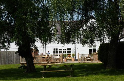 Broxton Hotel | Egerton Arms