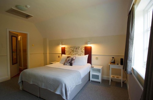 Broxton Hotel | Egerton Arms