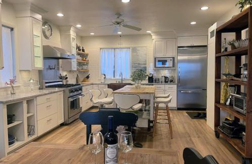 Swampscott House | Egg Rock House - 4BR, 4.5BA - Modern Oceanfront