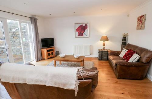 Milford Haven House | Egret
