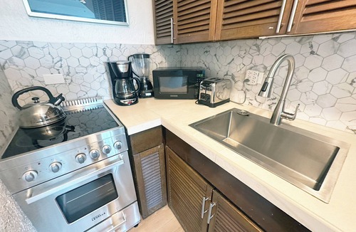 Estate Smith Bay Villa | Egrets Landing - Direct Waterfront Villa - Newly Renovated - Point Pleasant