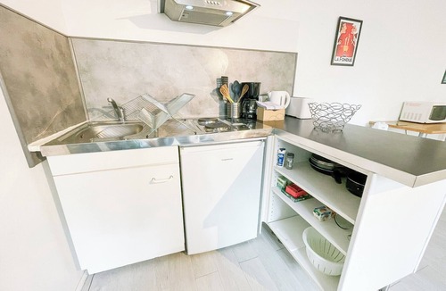 Quartier Hyper-Centre Apartment | #EH | Le Rousseau 🤍