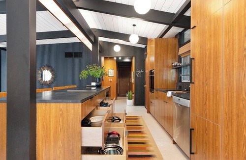 Southwestern Sacramento House | Eichler's MCM | Fireplace, Netflix, Games