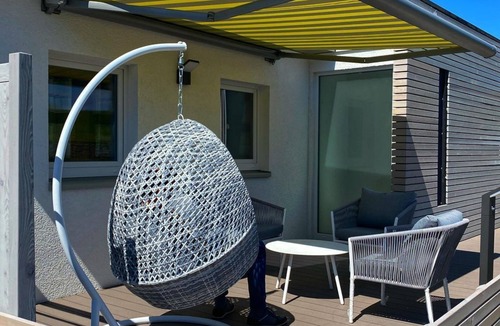 Uttfeld Apartment | Eifel holidays starry sky - 6-bed apartment shower/toilet, sauna