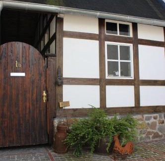 Musch Bed & Breakfast | Eifel-Quartiere "Pension Müscher Bahnhof"