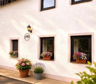 Arzfeld Apartment | Eifel Refugium Hübsch