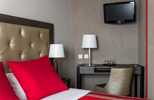 16th Arrondissement Hotel | Eiffel Kennedy