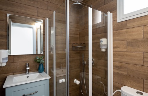 Eilon Hotel | Eilon TravelHotel