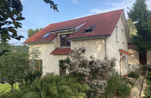 Luebars House | Ein Perfekter Ort der Entspannung und Erholung in Einer Einladenden Umgebung
