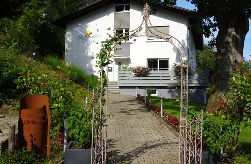 Gernsbach Apartment | Einzelzimmer mit Dusche und WC