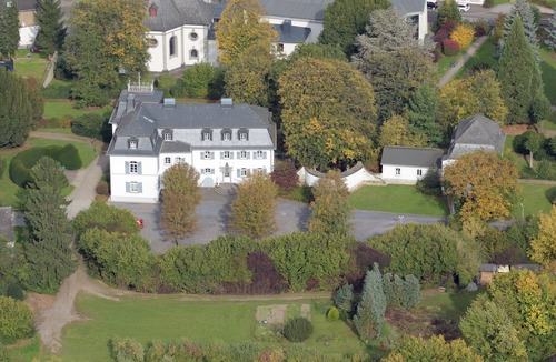 Saffig Bed & Breakfast | Einzelzimmer Studio - Gästehaus im Schlosspark