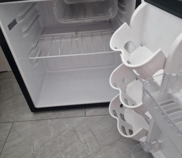 Waldshut-Tiengen Apartment | Einzimmer mit Küche und bad