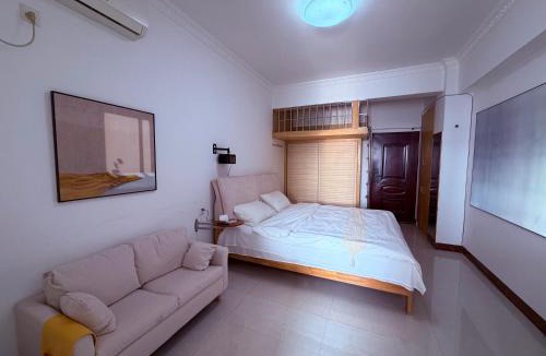 Haicheng District Apartment | Ek民宿