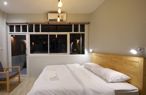 Siriraj Hostel | Ekanake Hostel
