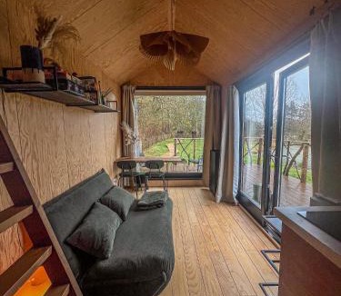 Sautour House | Ekko tiny house et sauna extérieur