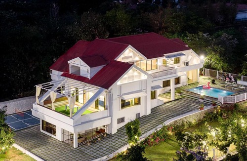 Kune Village Villa | EKOSTAY Luxe - Noah Villa with Peddle Court & Sunset View