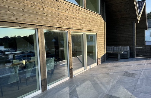 Selbjorn House | Eksklusive Rorbu, Havblikk 2 - Båtutleie