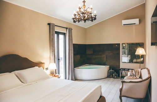 Oliveri House | Eksotika