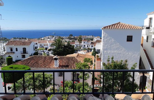 Nerja Apartment | El Capistrano Nerja Guy P. Way