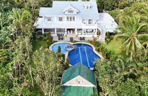 Amadeo House | El Casa Azul
