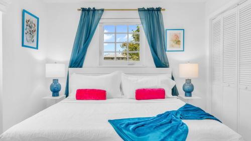 Southside Villa | El Cid Hideaway Minutes to Downtown & Ocean
