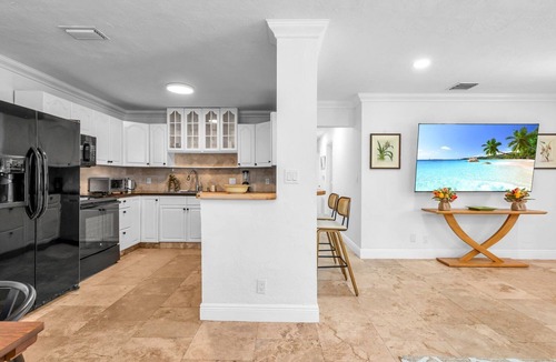 Southside House | El Cid Hideaway – Minutes to Downtown & Ocean