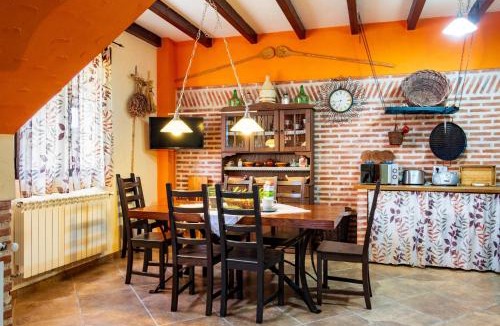Nava de Bejar House | El Corral De La Antigua