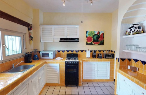 Amapas Condo | El Dorado 401 located on Los Muertos Beach 2BD Condo for rent in Los Muertos Bea
