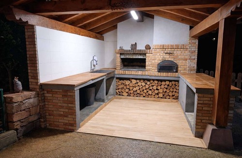 Sumbilla Ski Chalet | El Eco de los Robles/rural house in Sunbilla, near the Baztán and Bidasoa Valleys