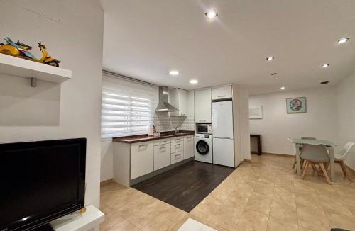 Adra Apartment | El faro