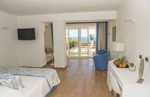 Maristella Hotel | El Faro Hotel & Spa