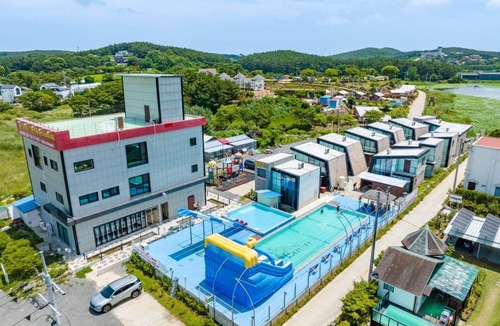 Olmegi House | EL house
