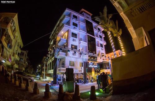 Ras El Bar Hotel | El Mena Beach