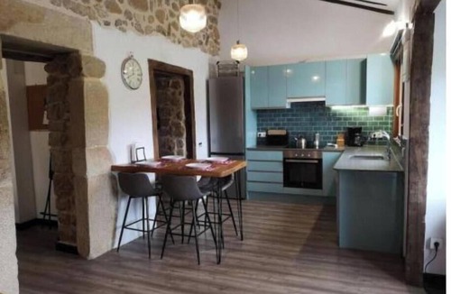Santa Maria de Cayon Apartment | El Pajar, rustic apt. & gardens with sheep & hens