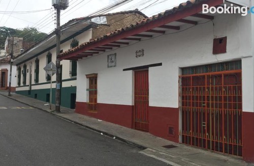 San Antonio House | El Patio Hostel