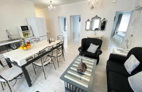 Avila Apartment | El piso del rastro