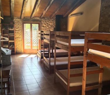 Arboli Hostel | El Refugi