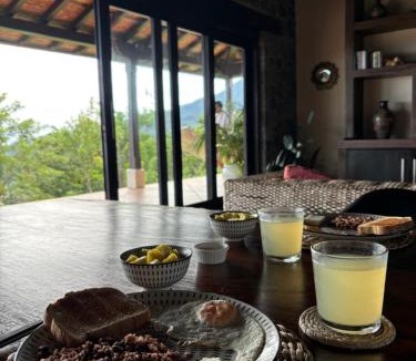 Mombacho Volcano Nature Reserve Bed & Breakfast | El Respiro Ecolodge