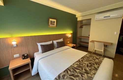 Leuro Hotel | El Tambo 1