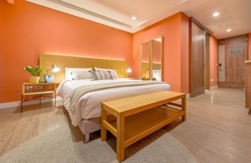 Los Naranjos Apartment | El Tesoro Escape Modern & Cozy Room 303