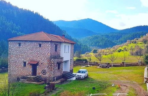 Vlacherna Ski Chalet | Elati Hills