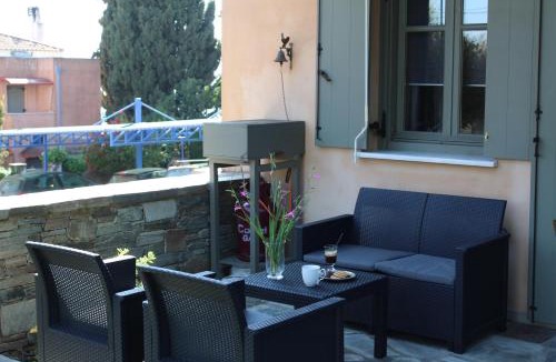 Kato Gatzea House | Elatos Sea House